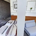 Boardinghouse