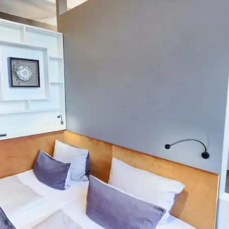 Ξενοδοχείο με διαμερίσματα Boardinghouse Έμντεν