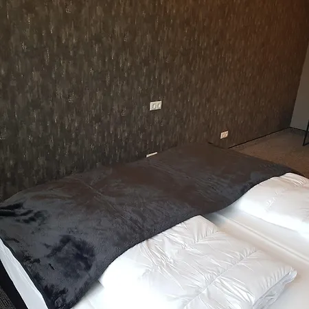 Boardinghouse Ξενοδοχείο με διαμερίσματα Έμντεν