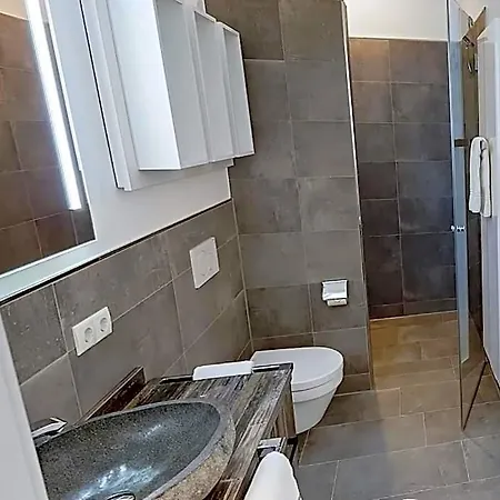 Boardinghouse إمدن